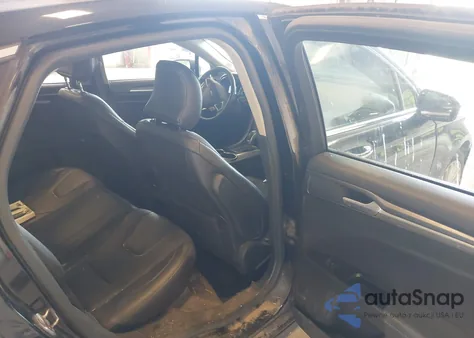 2016 Ford Fusion Titanium из США, поврежденный, VIN 3FA6P0D91GR300970